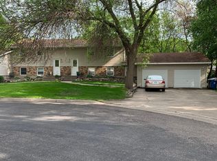 10709 11th Ave N, Minneapolis, MN 55441