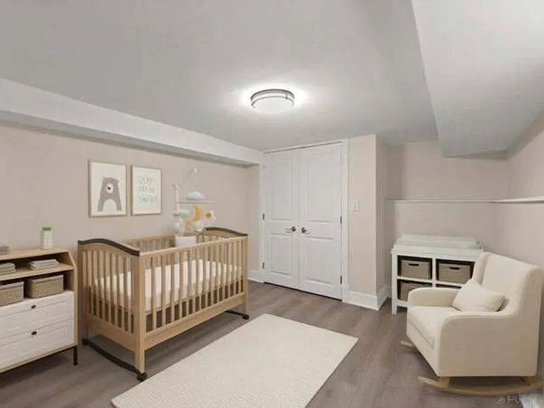 5252 N Mulligan Ave — Photo 9