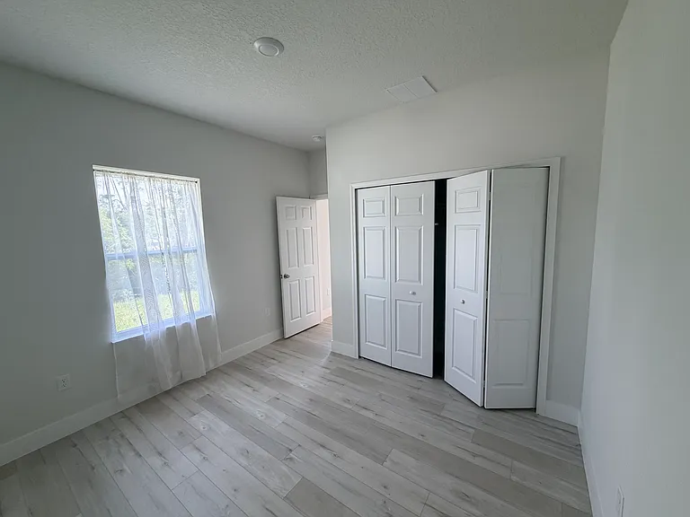 2660 SW 162nd Street Rd — Photo 11