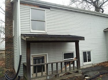 2nd image of 1524 E 6th St