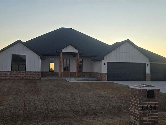 2nd image of 8484 Rip Way