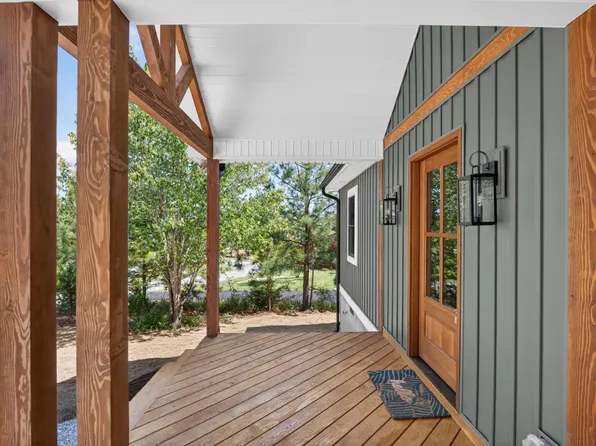 126 Dale Dr, Madison Heights, VA 24572