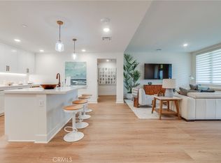 414 Main St, Huntington Beach, CA 92648