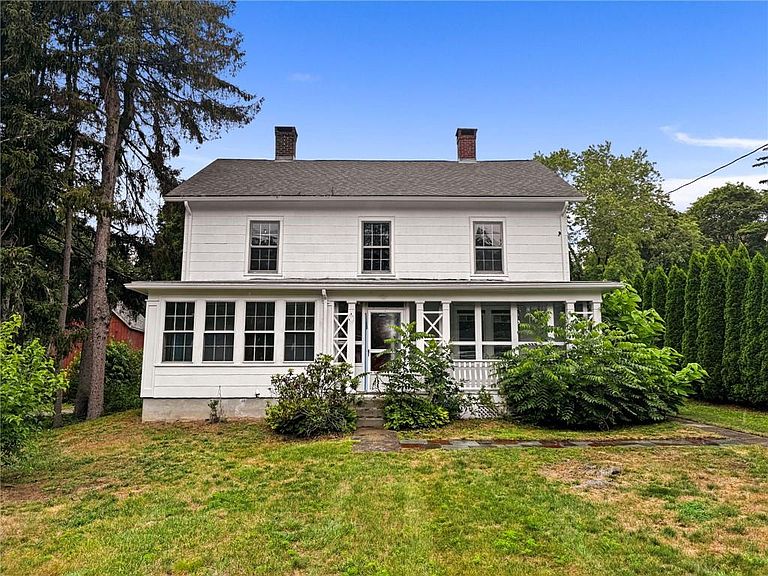 Listing photo 4