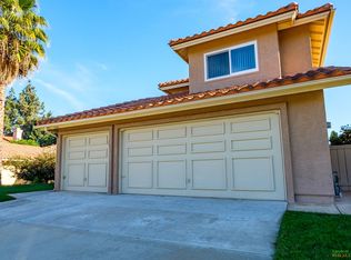 1744 Club Heights Ln, Vista, CA 92081