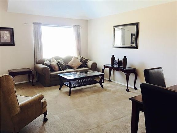 3rd image of 6703 Periwinkle Dr
