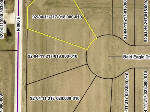 1066 Bald Eagle Dr #18, Churubusco, IN 46723