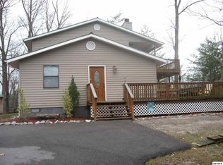 1360 Cupid Way, Sevierville, TN 37876