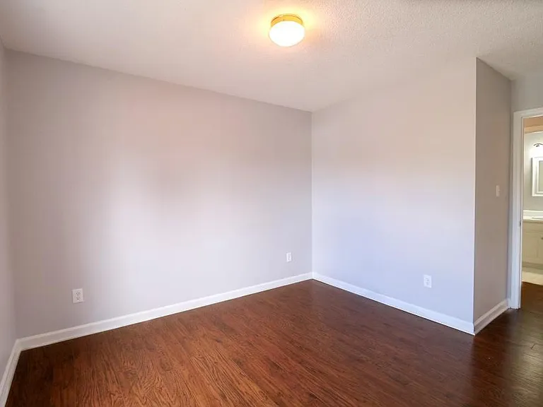 6400 Westborough Dr — Photo 4