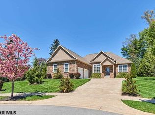 141 Scarlet Oak Cir, State College, PA 16803