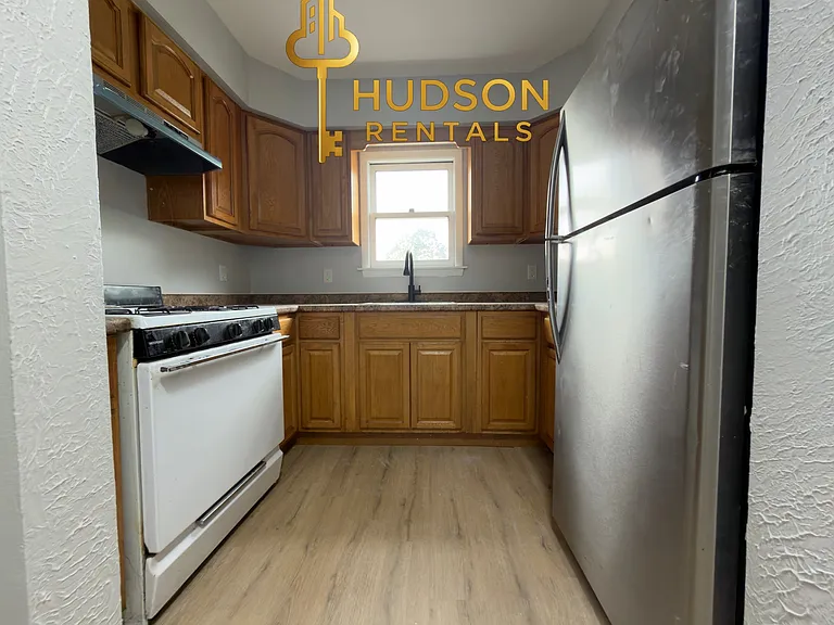 531 Ocean Ave #B — Photo 1