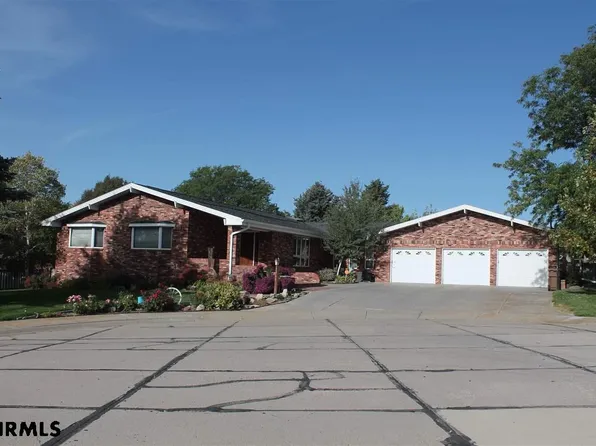 3310 Peony Ct, Scottsbluff, NE 69361