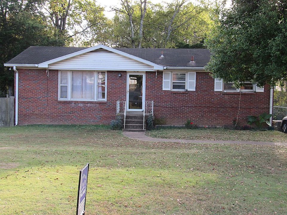 2nd image of 318 Jacksonian Dr