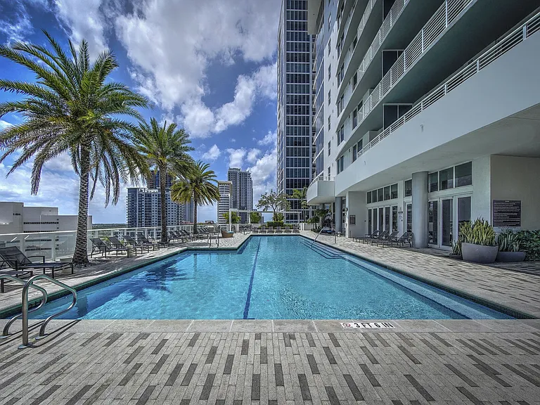 ALLUVION LAS OLAS — Photo 39