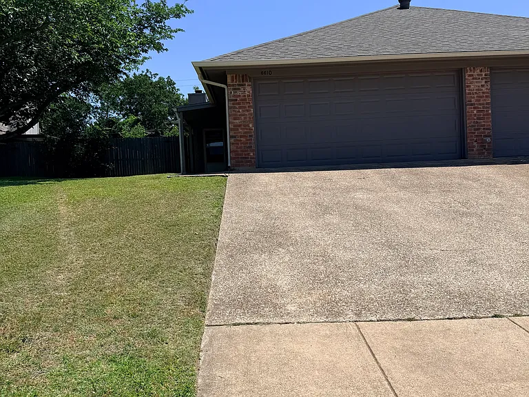 6610 Parkview Dr — Photo 2