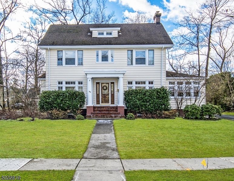 1st image of 340 Irving Ave