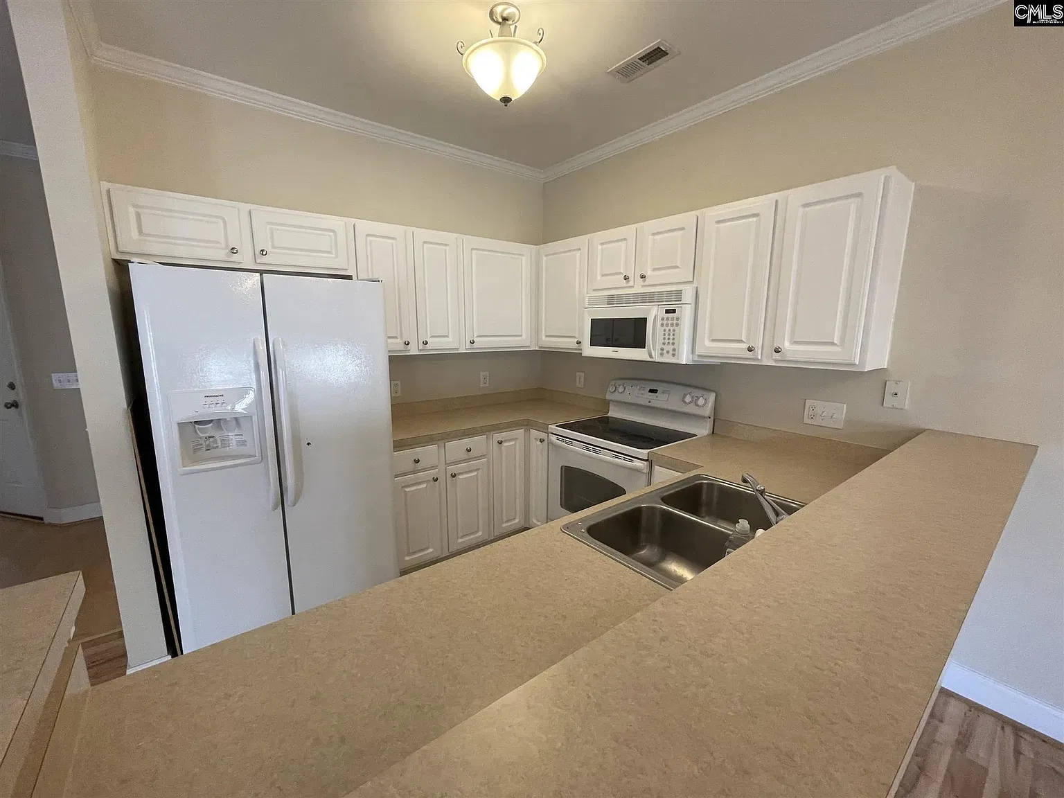 3 bed, 2.5 bath, 1542 sqft, $2,250 — Photo 4