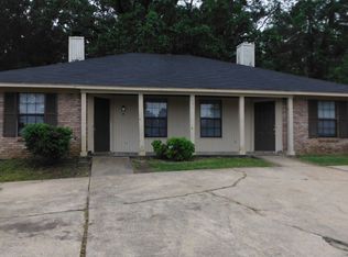 695 Tifton Dr #B, Jackson, MS 39212