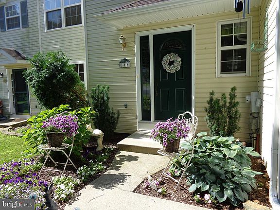 2nd image of 316 Revere Ct