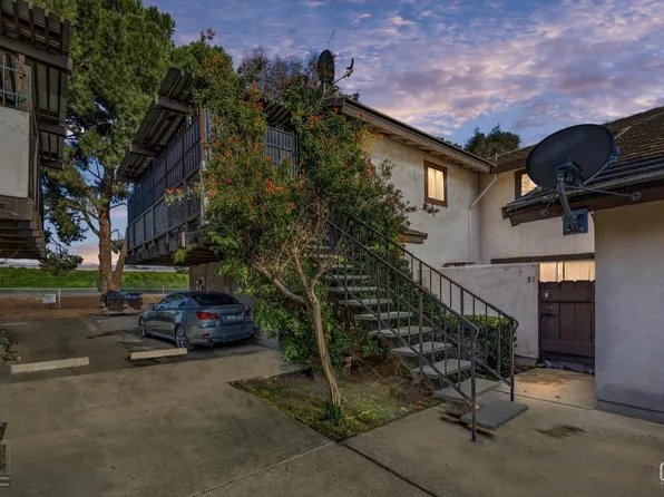 3333 El Encanto Ct APT 32, Bakersfield, CA 93301