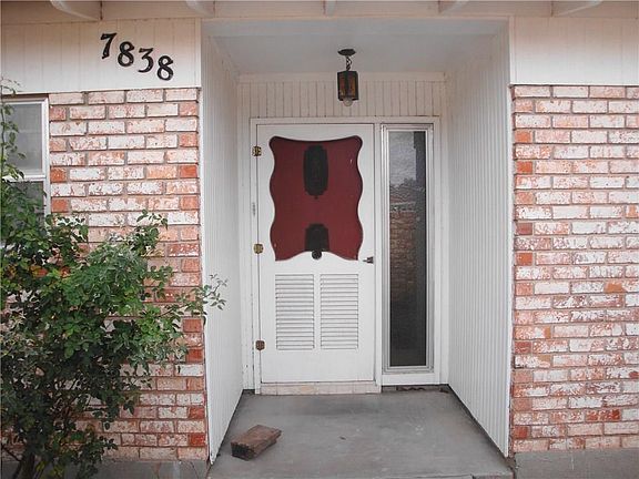 2nd image of 7838 Eaton Ct