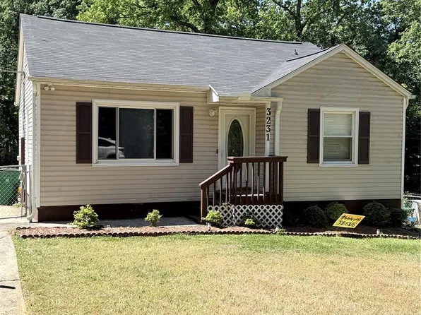3231 Carver Pl, Charlotte, NC 28269