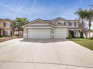 971 Saltcoats Dr, Riverside, CA 92508