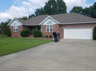 526 Breckenridge St, Neosho, MO 64850