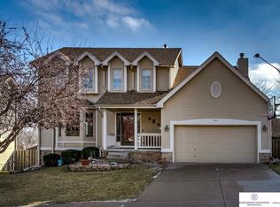 15121 Edna St, Omaha, NE 68138