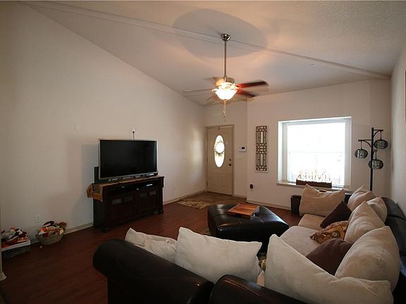 4th image of 2317 Tierra Blanda Dr