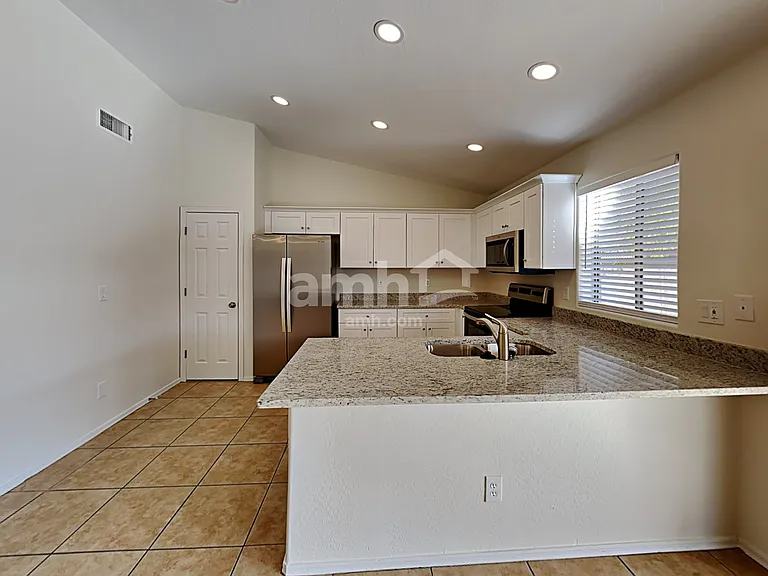 13365 W Desert Rock Dr — Photo 4