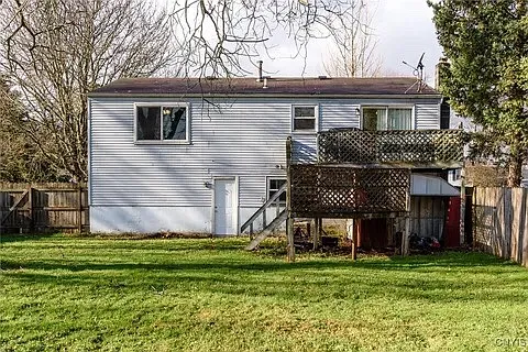 Building Photo - 8066 Thurston Dr