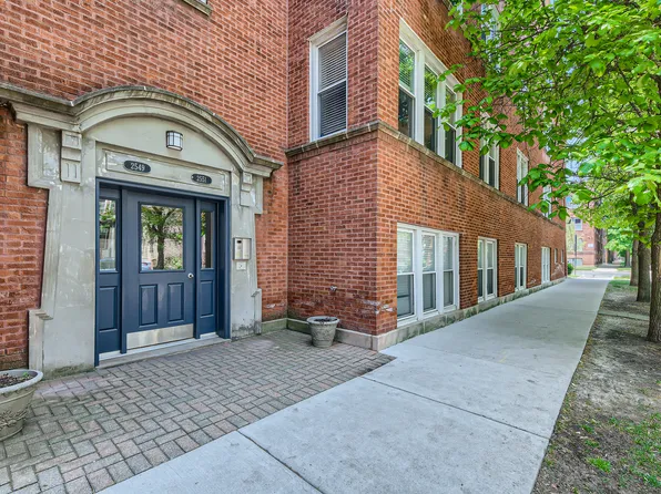 2549 W Ainslie St #41, Chicago, IL 60625