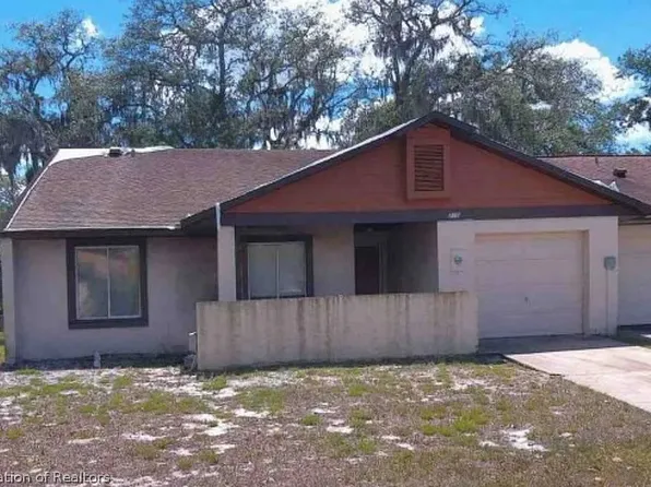 210 Clear Lake Cir, Sanford, FL 32773