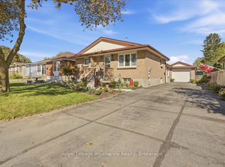 68 Tracey St, Belleville, ON K8P2R8