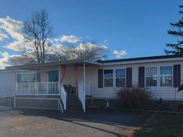 46 Keystone Rd, Reading, PA 19606