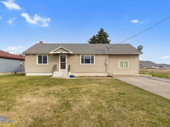 23 Shafer Ave, Naches, WA 98937