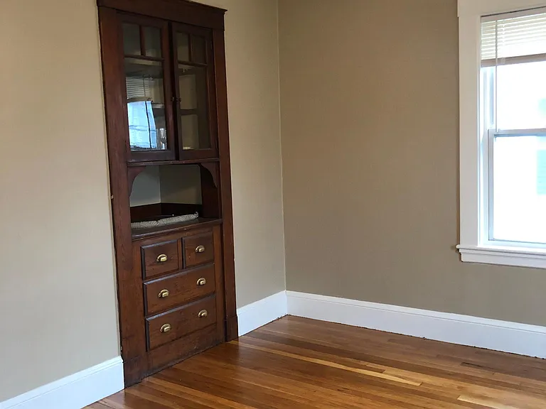 18 Derby St #2 — Photo 7