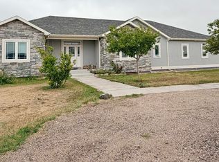 6807 Spencer Dr, Cheyenne, WY 82007