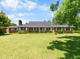 640 Dial Pl, Laurens, SC 29360