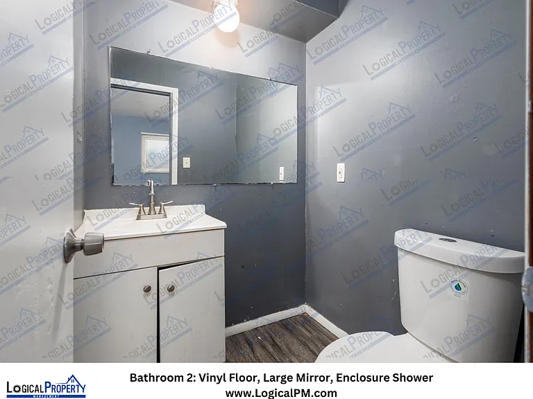 19435 McCormick St — Photo 4