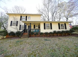 105 Garden Hill Dr, Calhoun, GA 30701