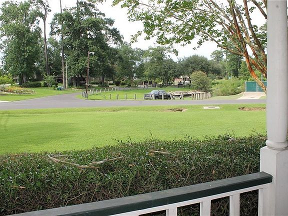 4th image of 10 River Ln