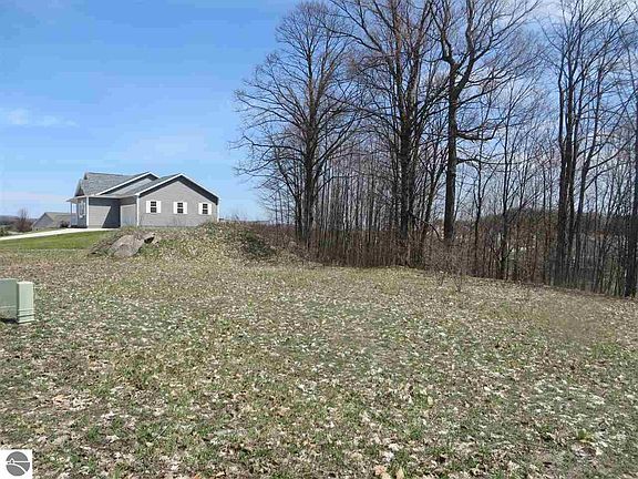 3rd image of 200 Tbb Heritage Park Pl