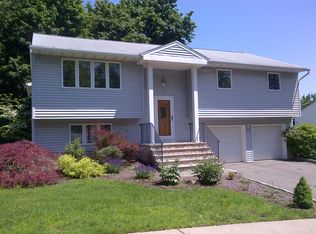 16 Odonnell St, Westwood, NJ 07675