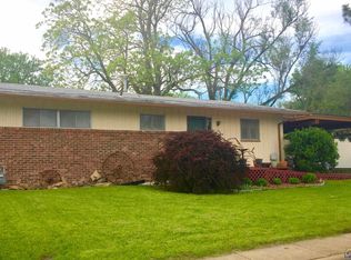 2000 SW 70th Ter, Topeka, KS 66619