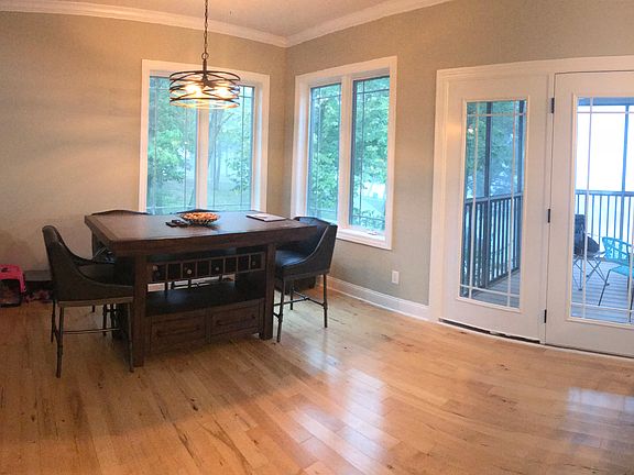 4th image of 9 Waters Edge Blvd #16