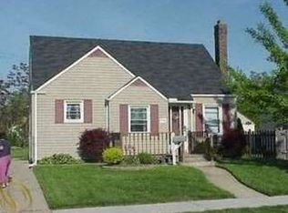 17756 Clark St, Riverview, MI 48193