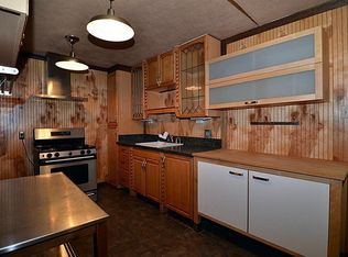 422 Surratt Dr, Houston, TX 77091