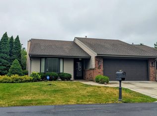 45 Prairie Village Pl, Morton, IL 61550